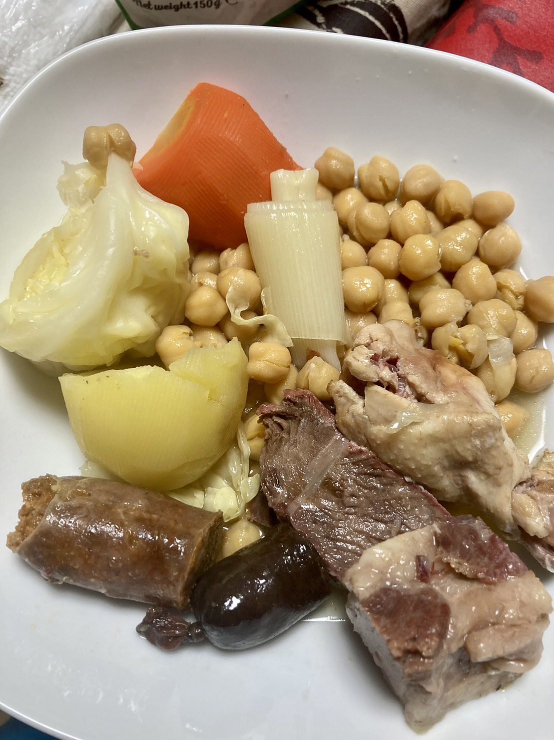 本格的なマドリッド料理!マドリッドシチュー(コシード・マドリレーニョ) - 画像 (8)